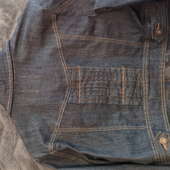 Vintage Candie's Cropped Dark Denim Button up Jacket with metal stud ac… - Picture 3 of 4